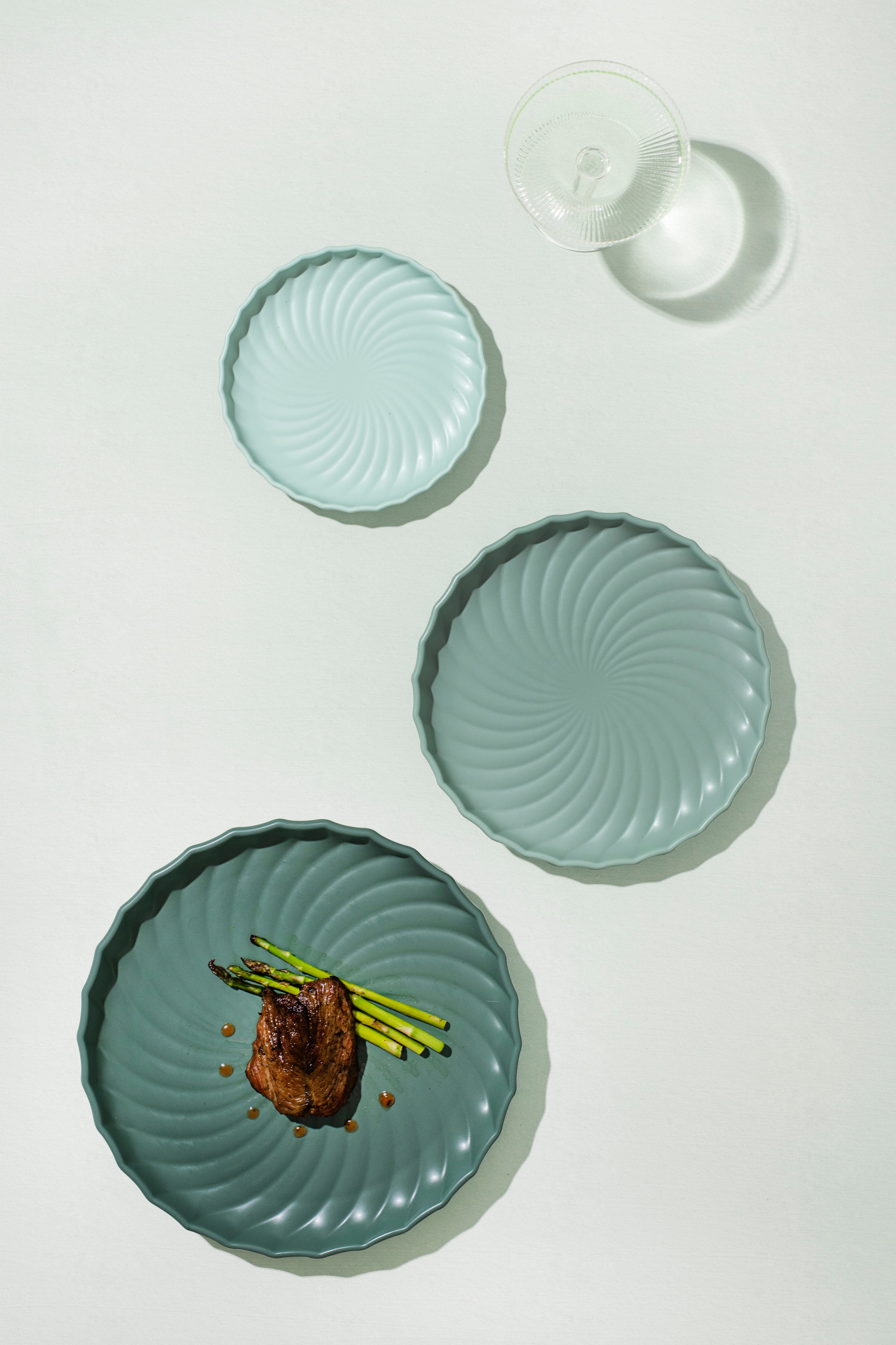 Porcelain Plates Set of 3 - Green & Pink