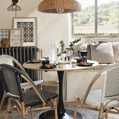 ELIAS Dining Table - Scandinavian Design, Oak Veneer, Metal Legs