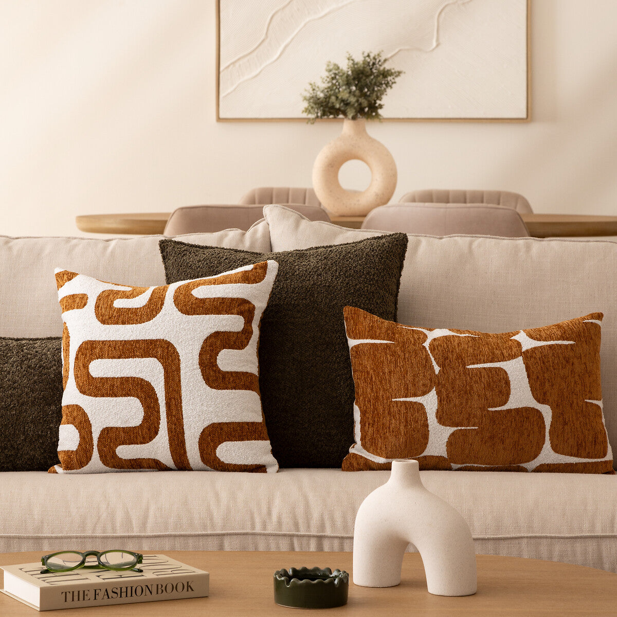 Cushion Cover Jeni Chenille, Curved Patterns