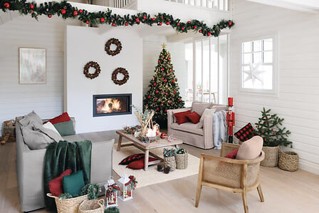 Nature Garland Red Balls 2 m - 200 cm Festive Pine Garland with Red Baubles