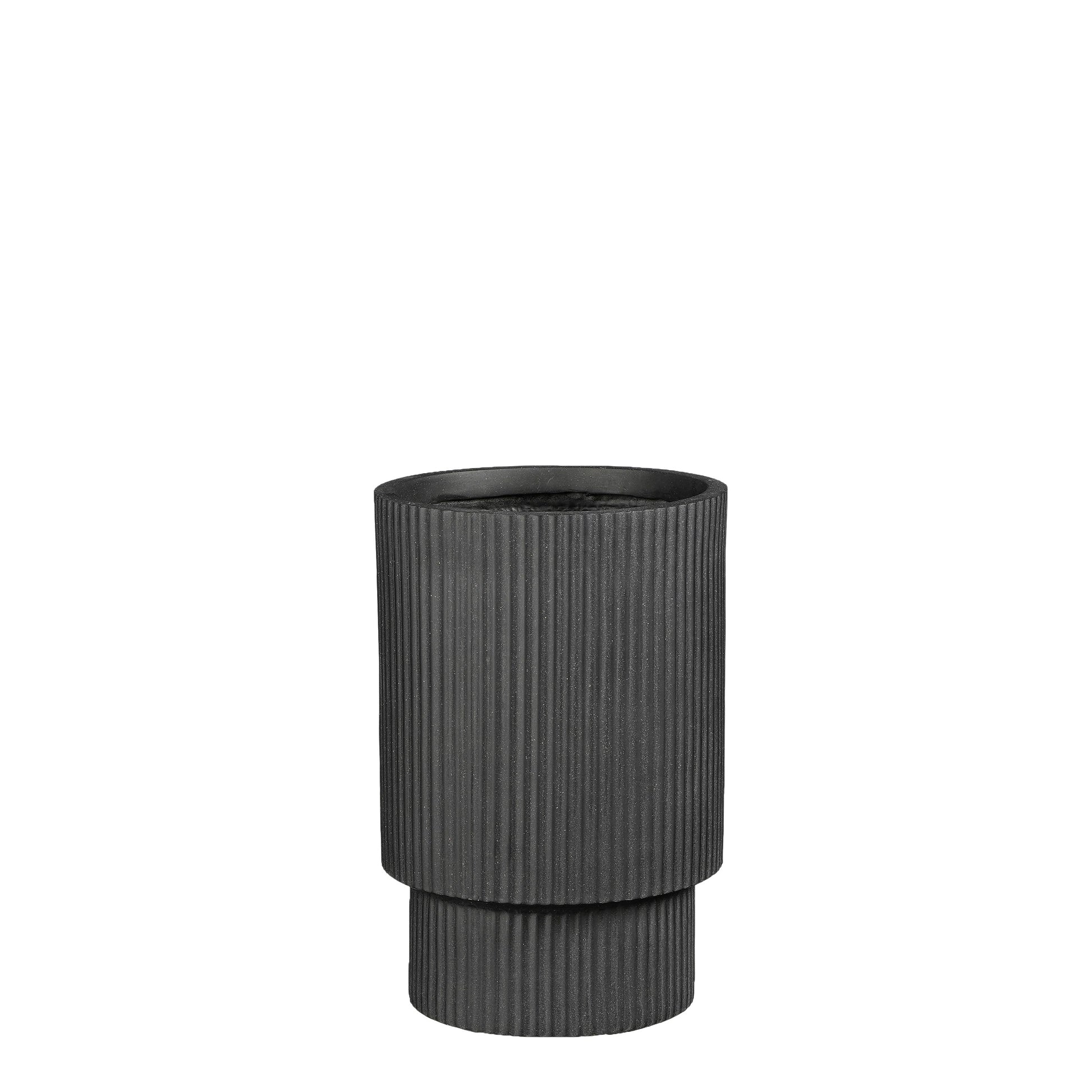 Quito Round Fluted Planter with Drainage Holes