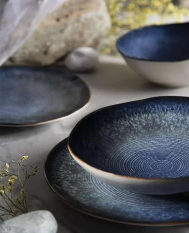 Shallow Stoneware Poseidon Plate