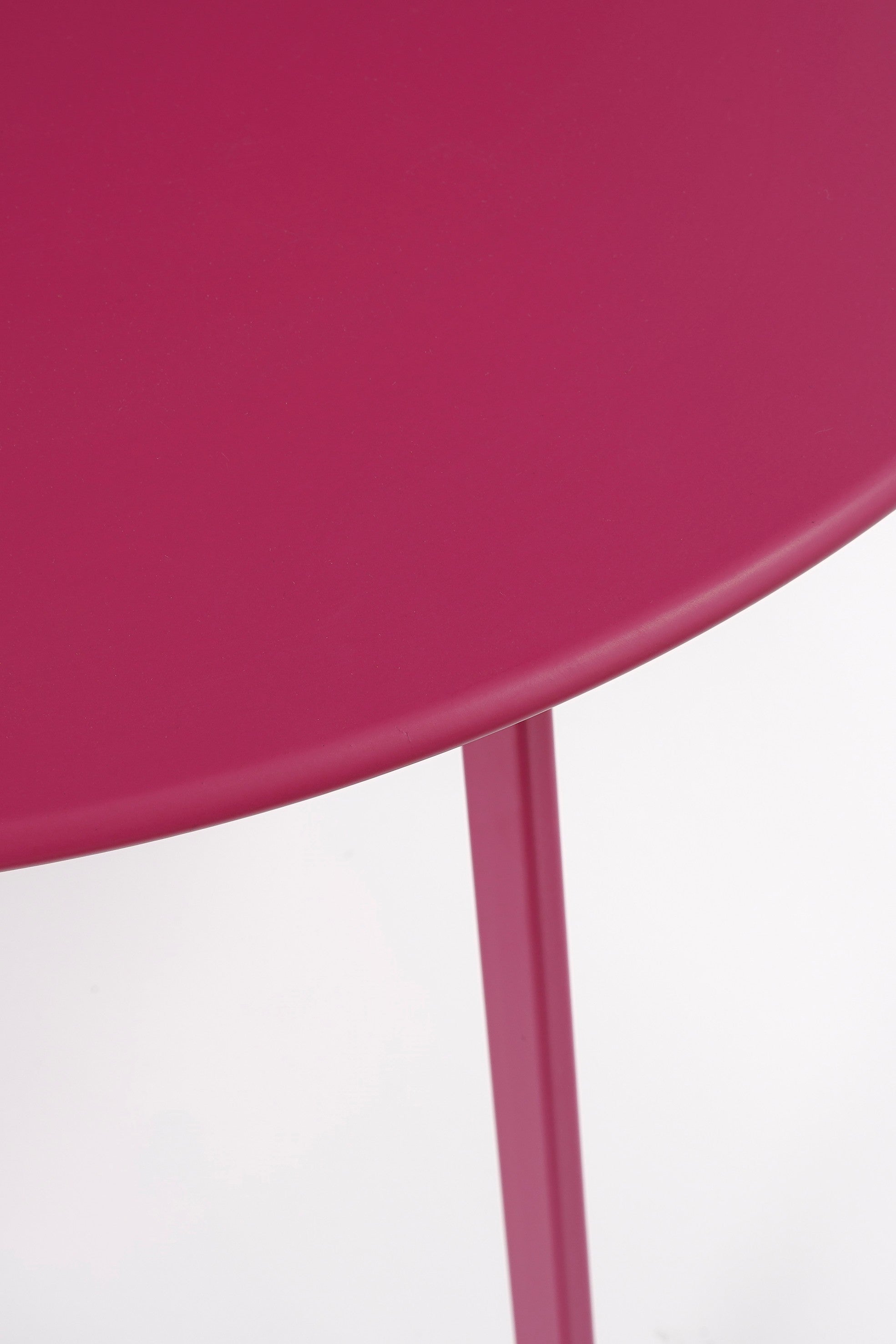 Seattle Side Table – Modern Metal Coffee Table, Fuchsia