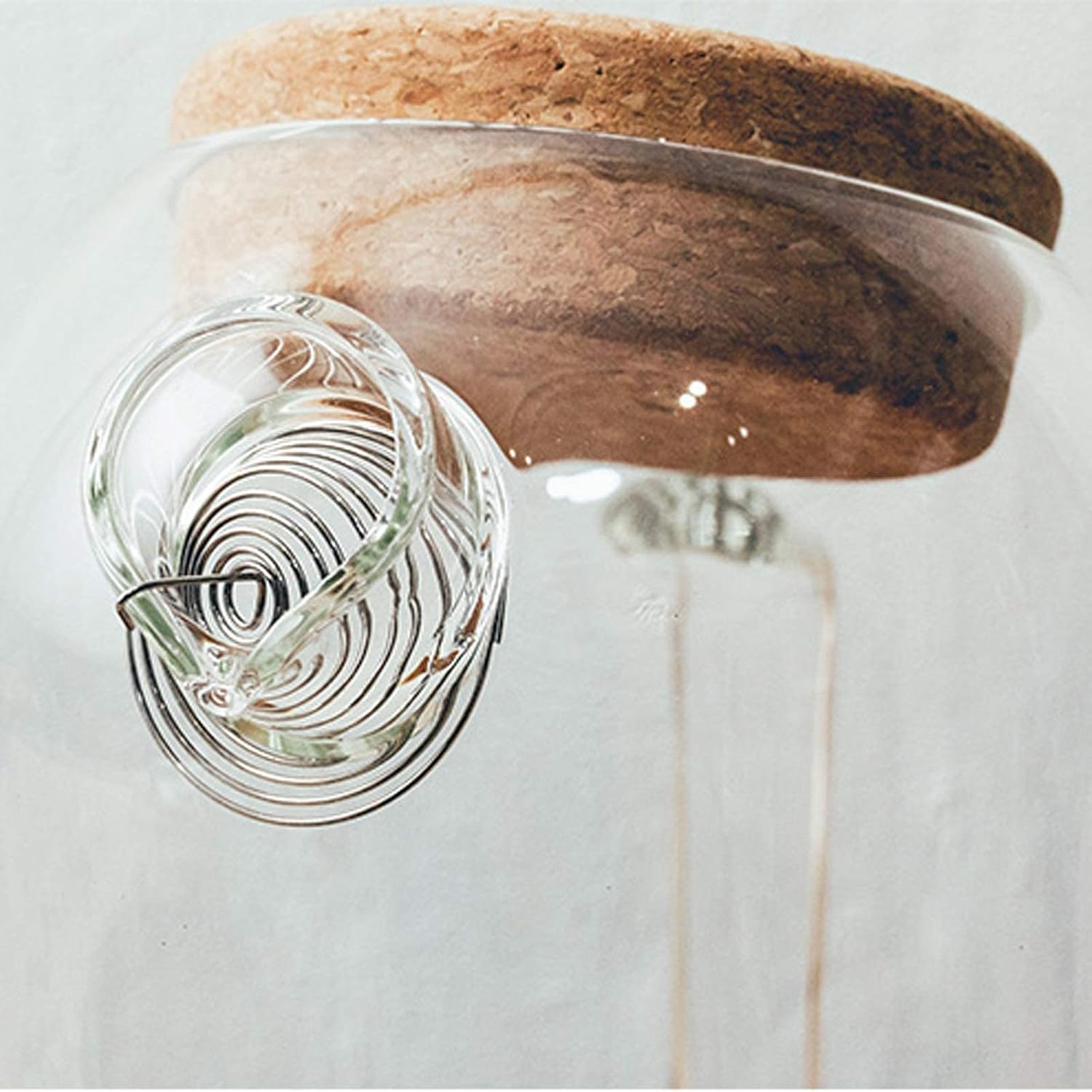 Glass Pitcher High Borosilicate Carafe With Cork Stopper And Strainer