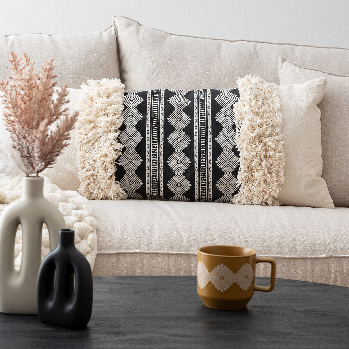 Jacquard Cushion "Inuit Dreams" with Ethnic Design