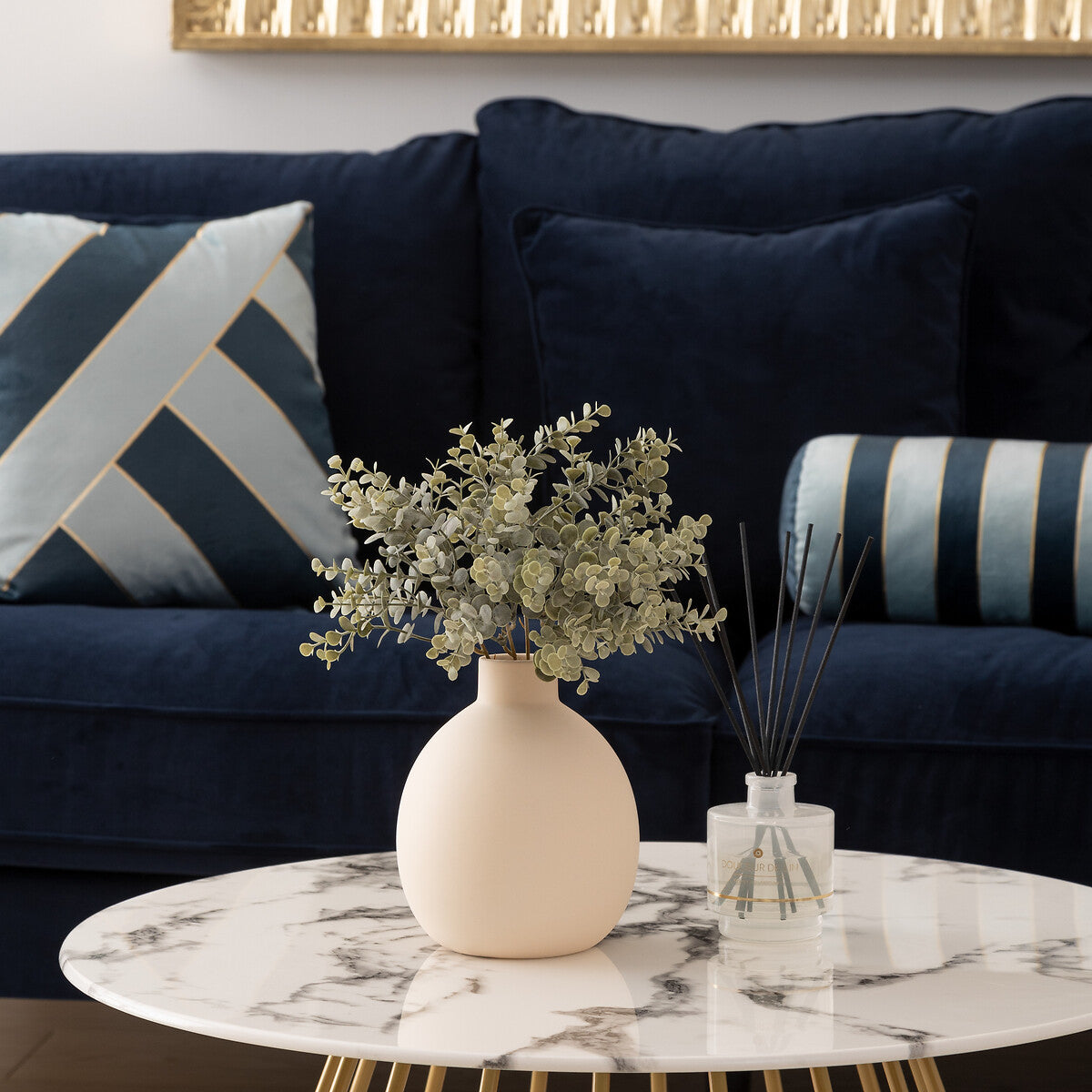 Ceramic Vase "Rily" with Matte Finish