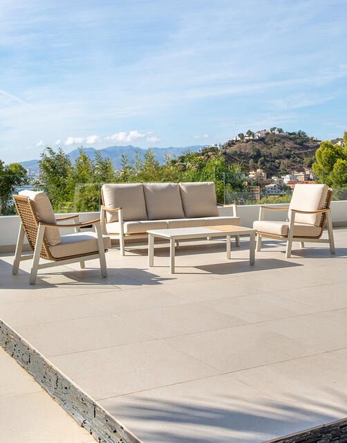 Reisling Aluminum Garden Lounge Set with Resin Wood Effect Armrests