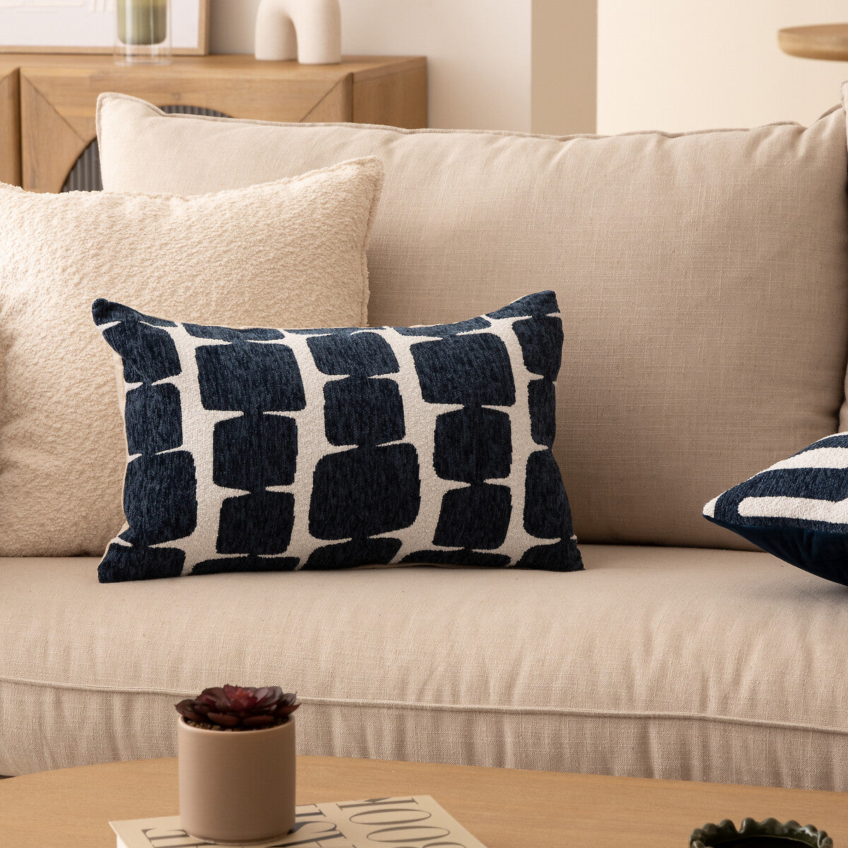 Cushion Cover "Jeni", Chenille with Curved Patterns