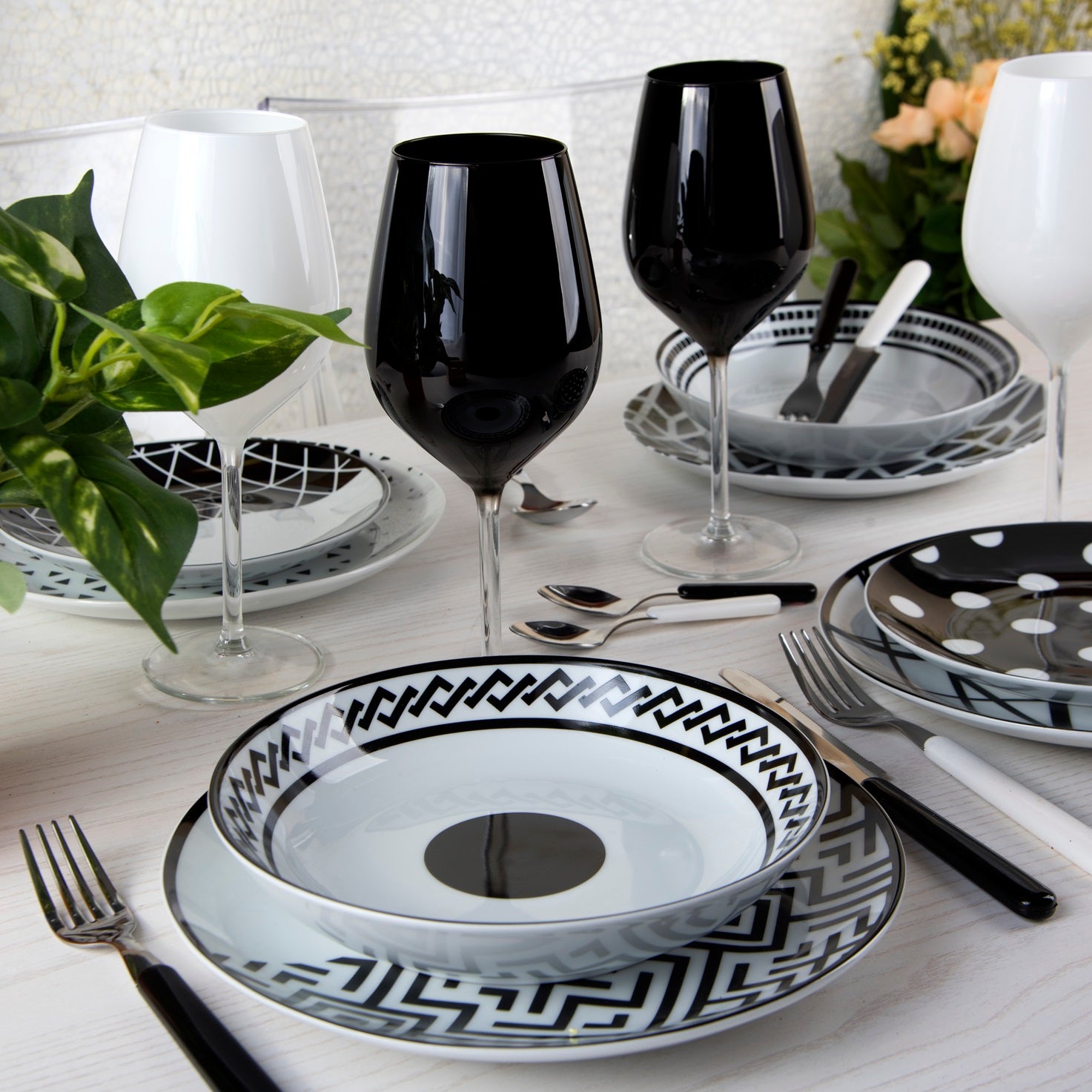 Color Wine Goblet - Elegant Glass Wine Glass 50 cl