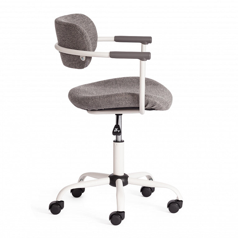Chair with Wheels