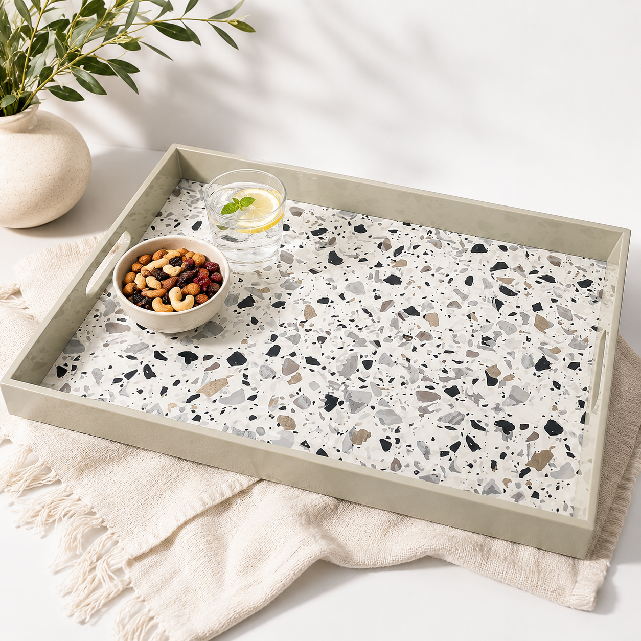 Rectangular Tray with Mosaic Insert – 55 x 37 cm